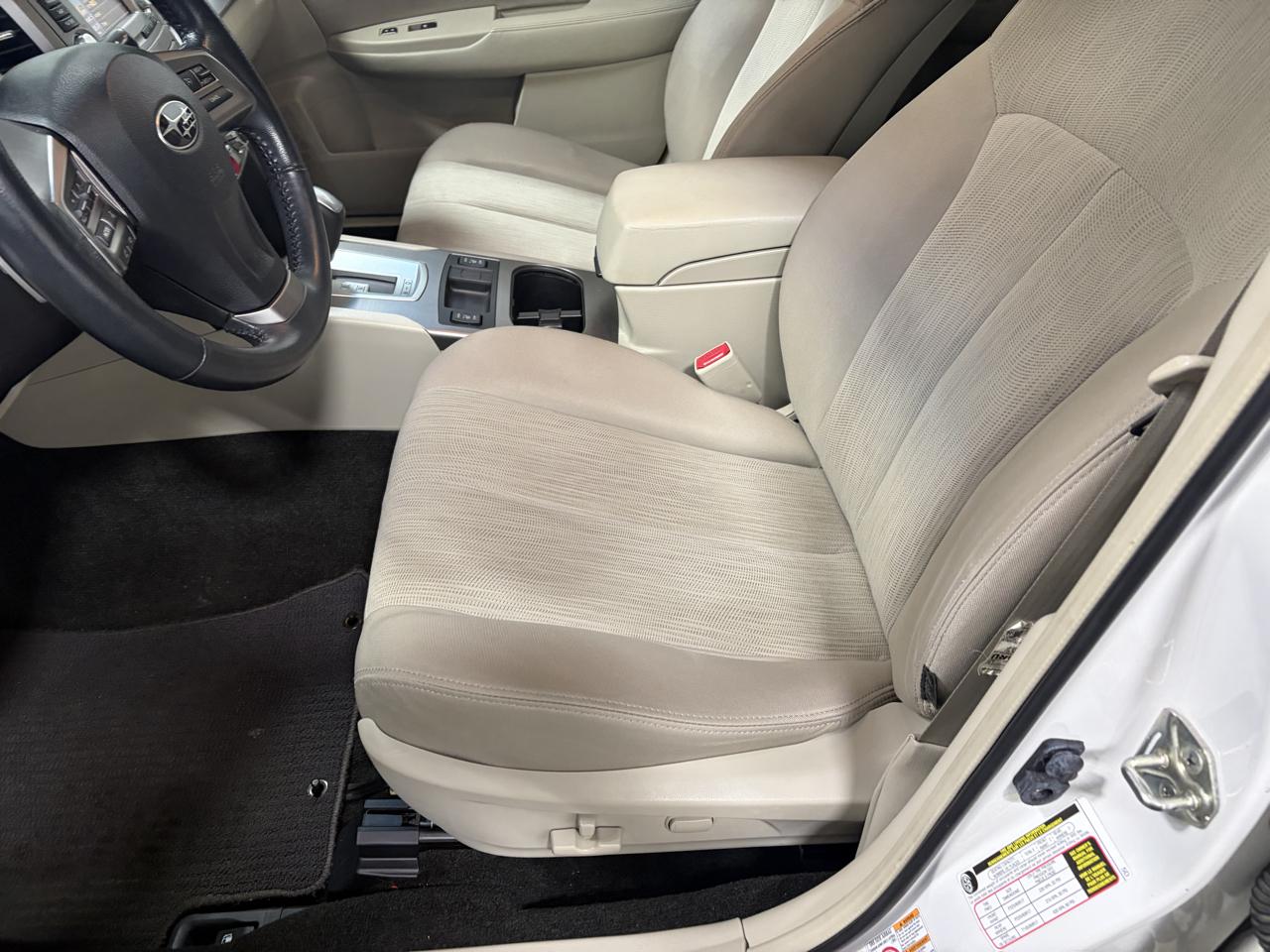 Subaru Outback 2.5i Premium 2014