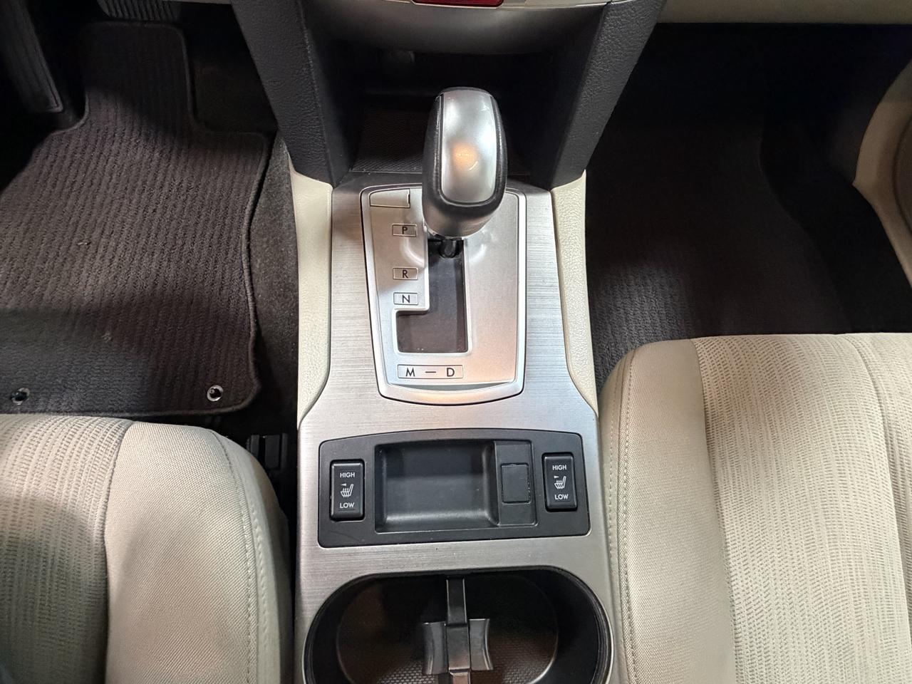 Subaru Outback 2.5i Premium 2014