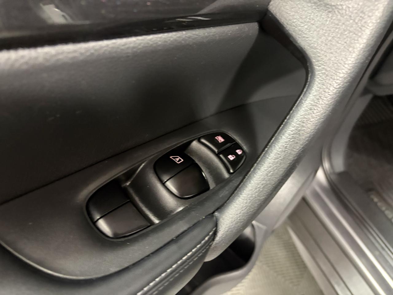 Nissan Rogue S AWD 2017