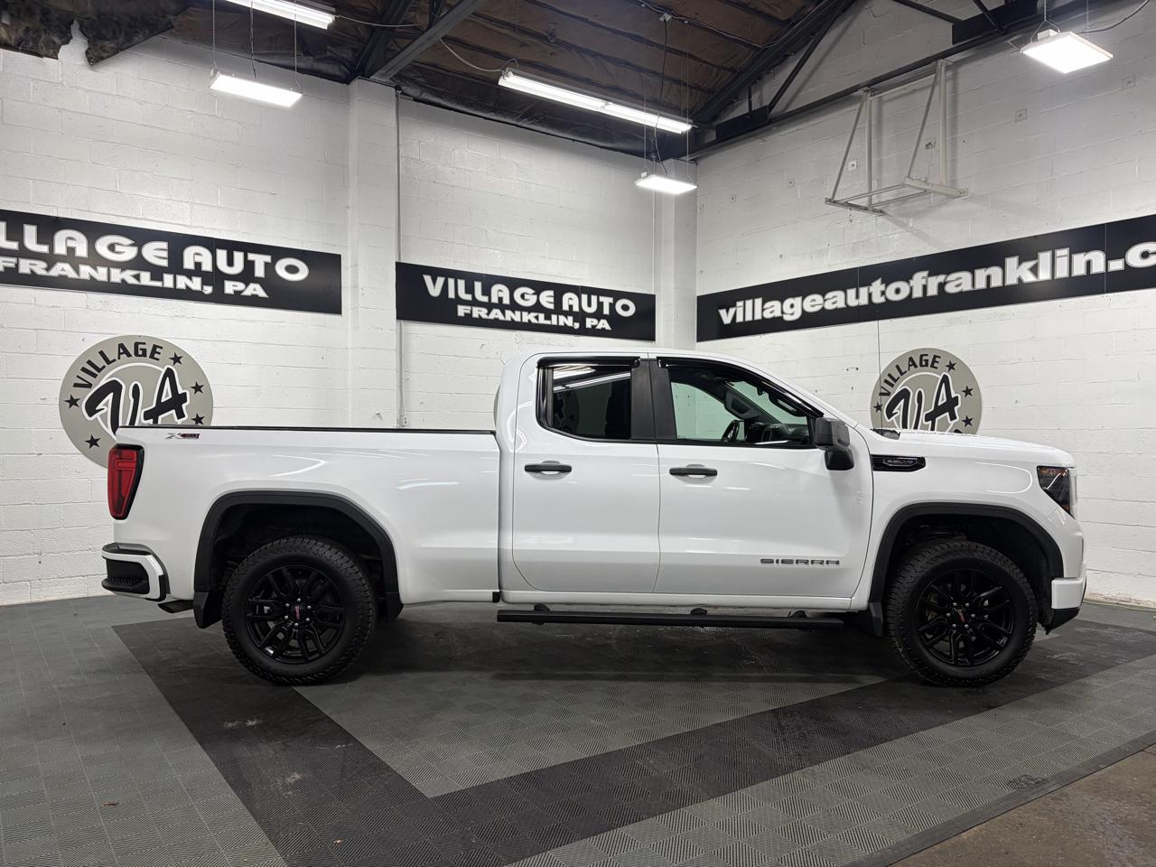 GMC Sierra 1500 4WD Double Cab 147" Pro 2023