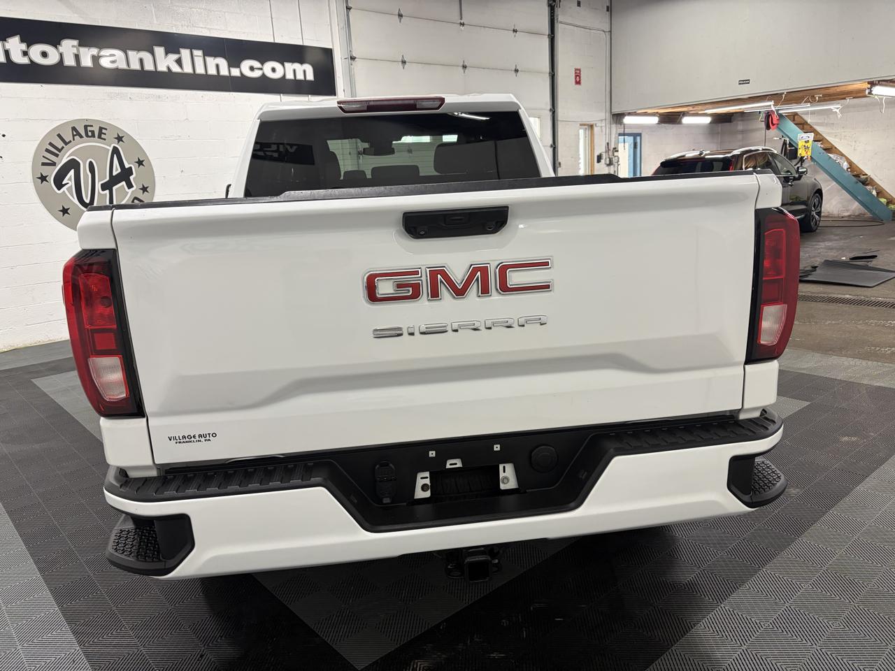 GMC Sierra 1500 4WD Double Cab 147" Pro 2023