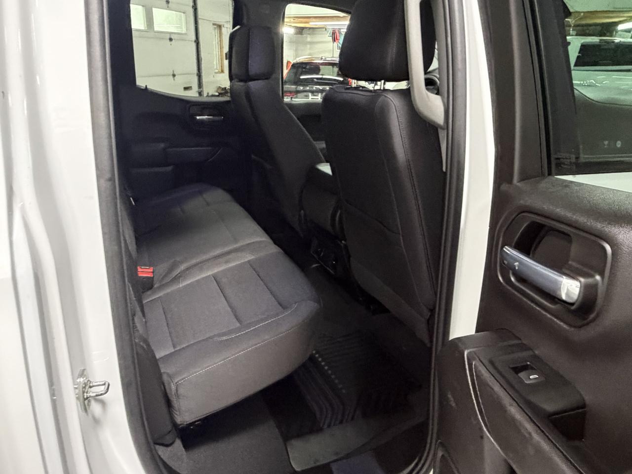 GMC Sierra 1500 4WD Double Cab 147" Pro 2023