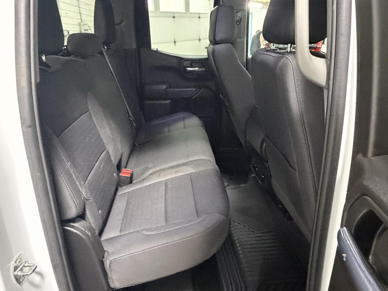 GMC Sierra 1500 4WD Double Cab 147" Pro 2023