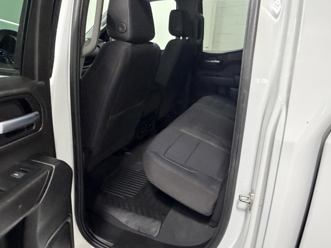 GMC Sierra 1500 4WD Double Cab 147" Pro 2023