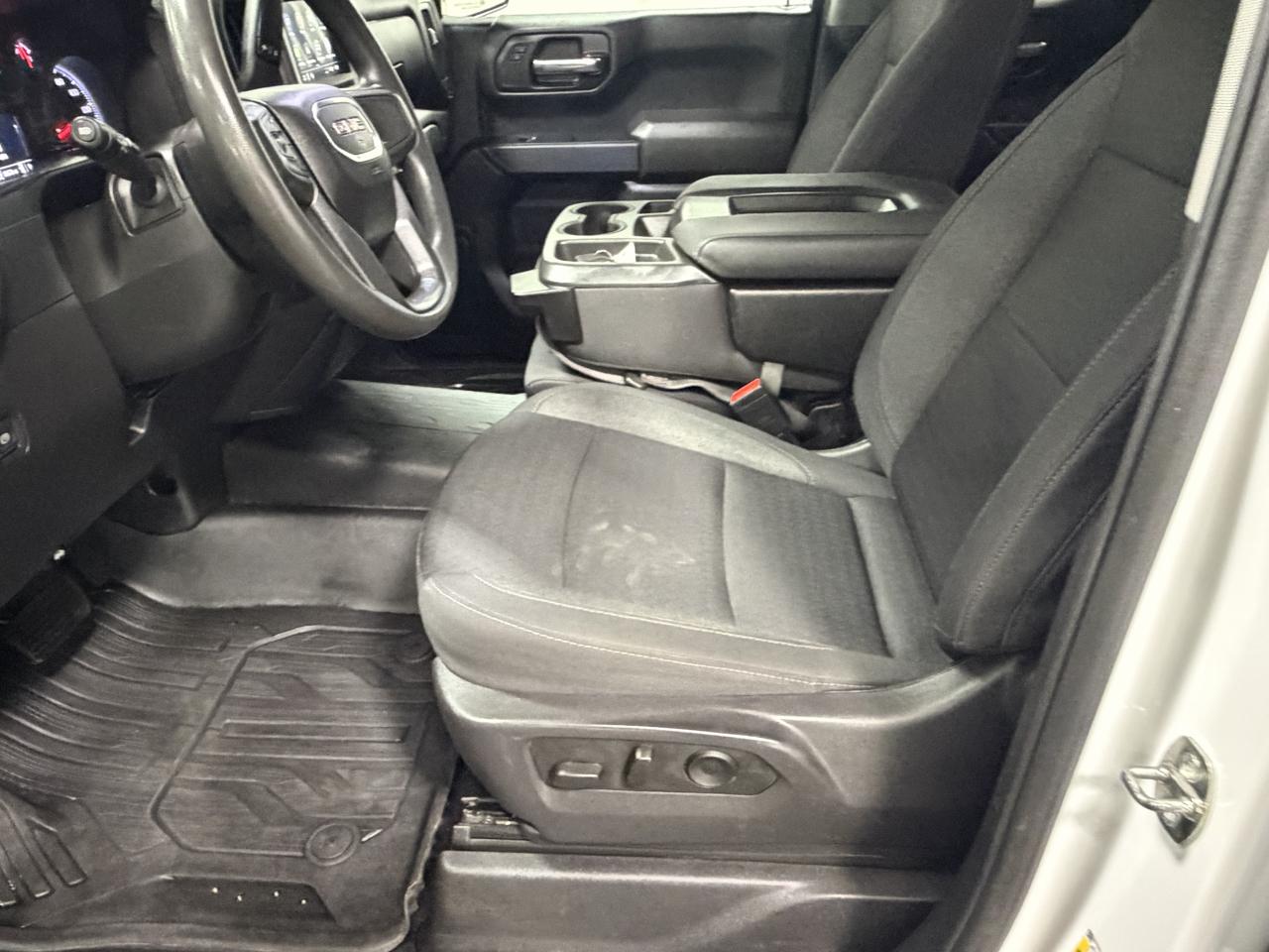 GMC Sierra 1500 4WD Double Cab 147" Pro 2023