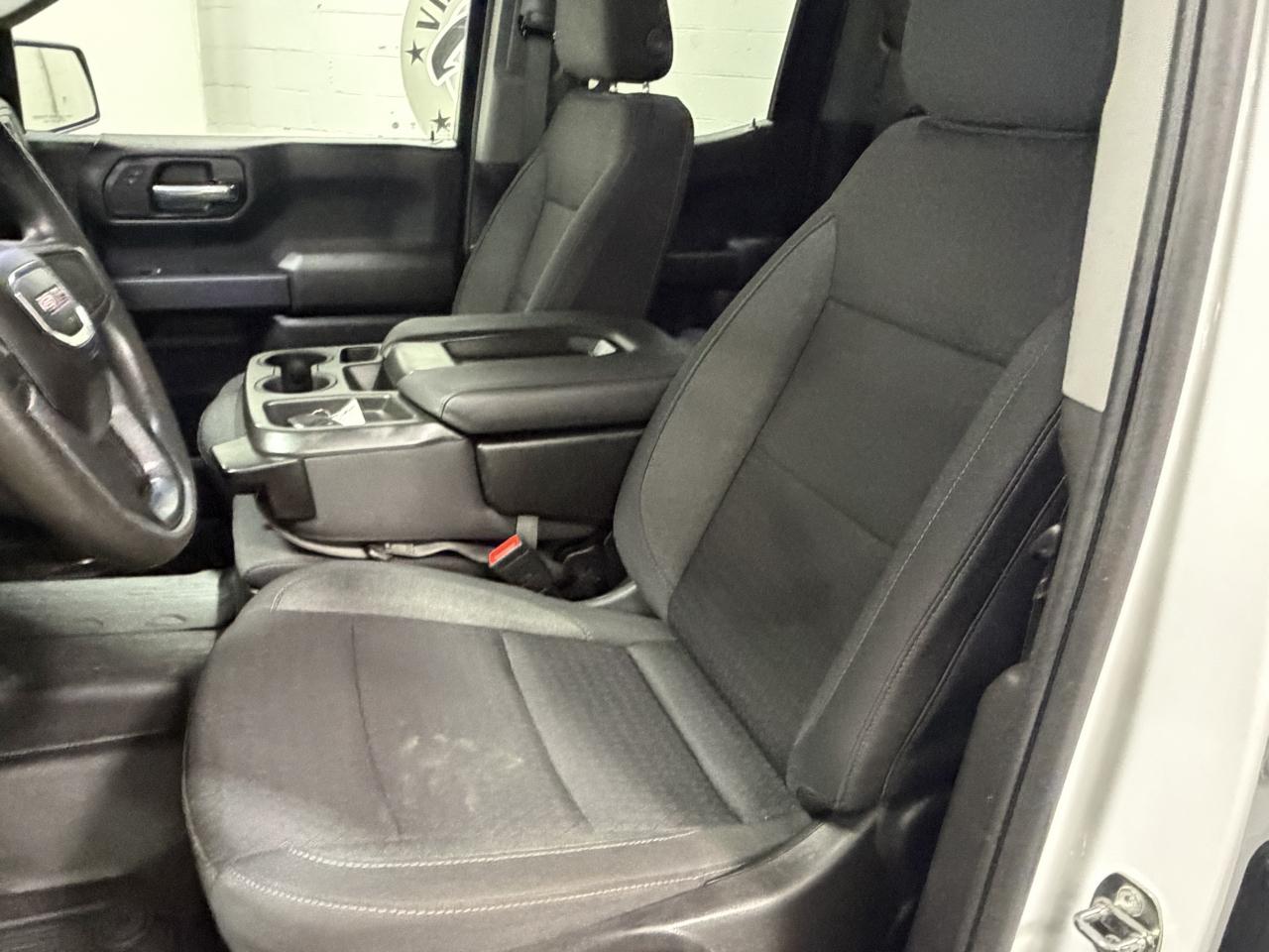 GMC Sierra 1500 4WD Double Cab 147" Pro 2023