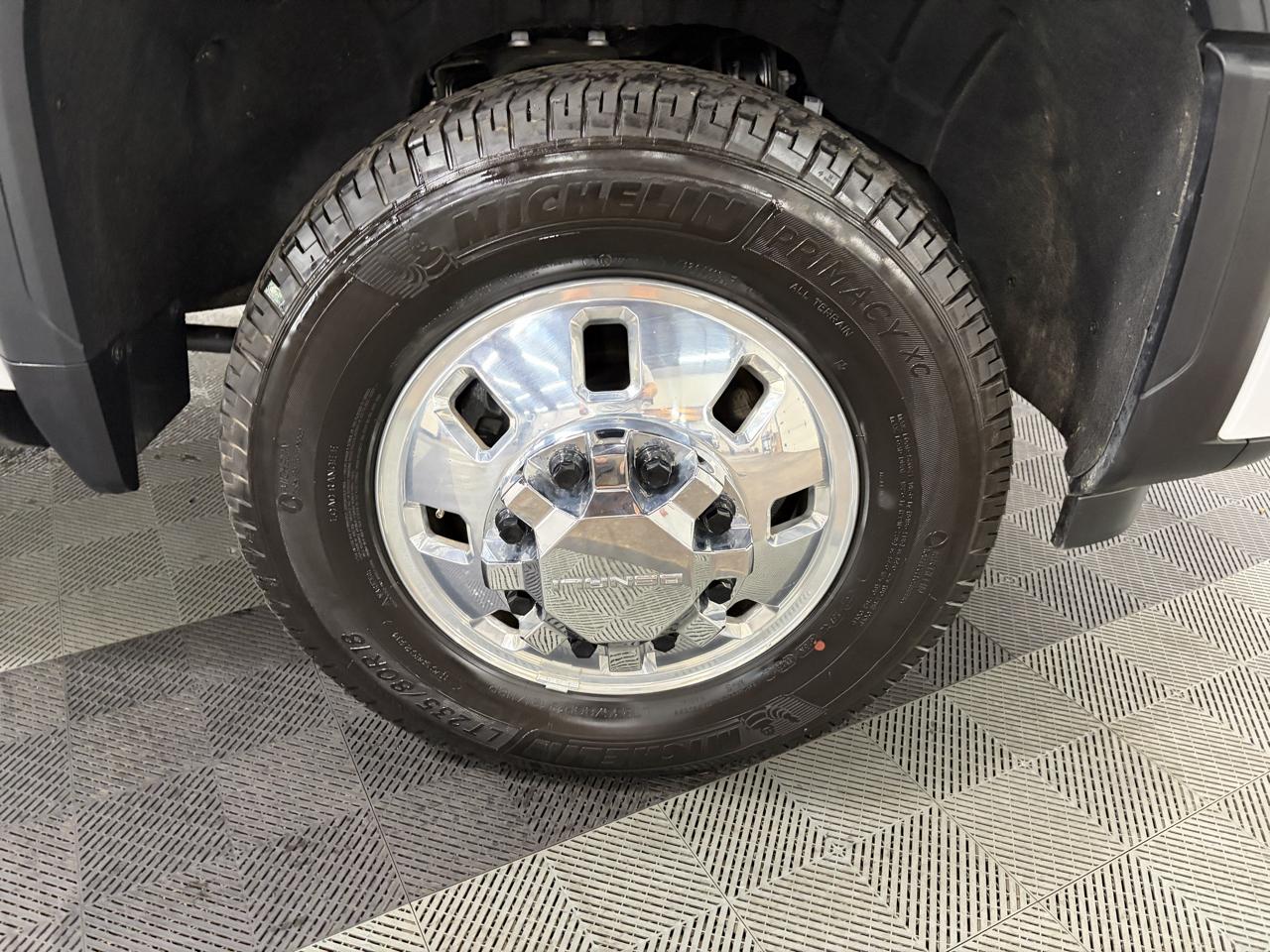 GMC Sierra 3500HD Denali Crew Cab 4WD 2026