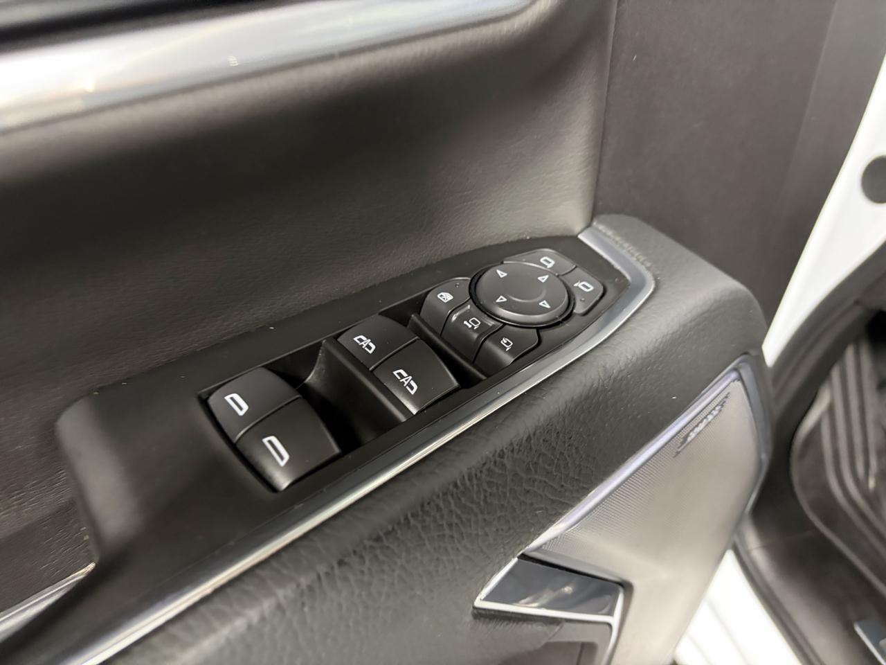 GMC Sierra 3500HD Denali Crew Cab 4WD 2026
