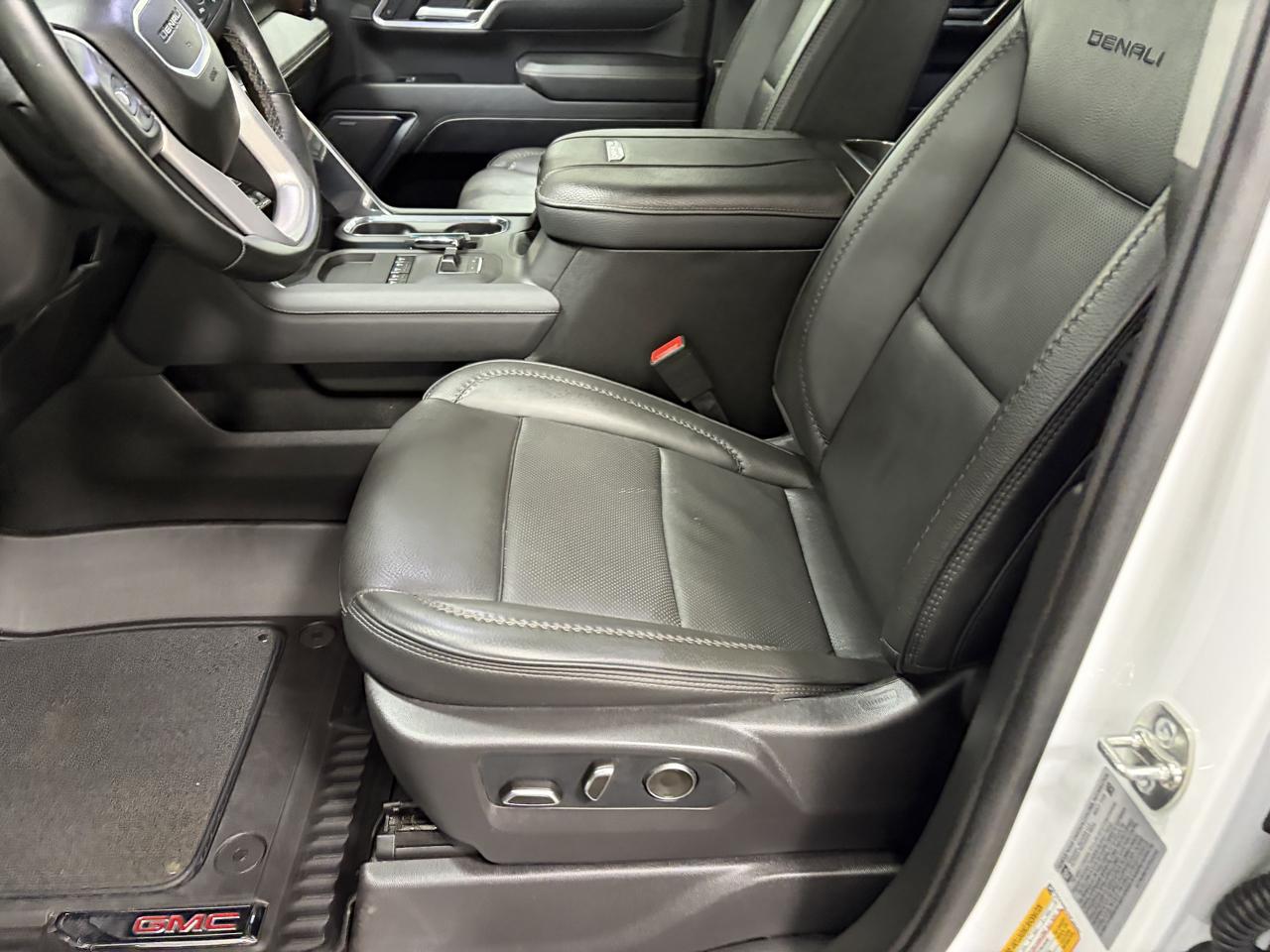 GMC Sierra 3500HD Denali Crew Cab 4WD 2026