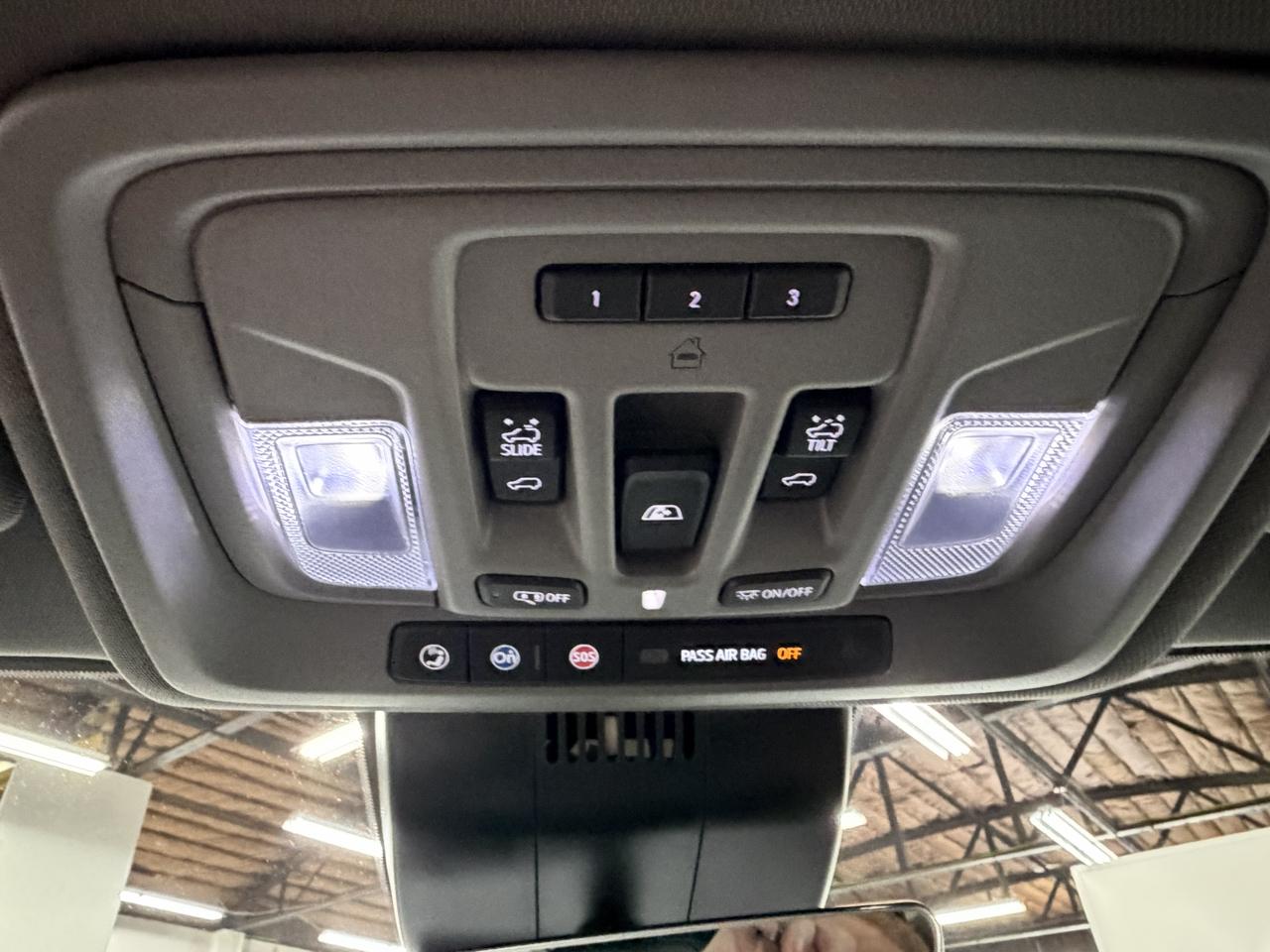 GMC Sierra 3500HD Denali Crew Cab 4WD 2026