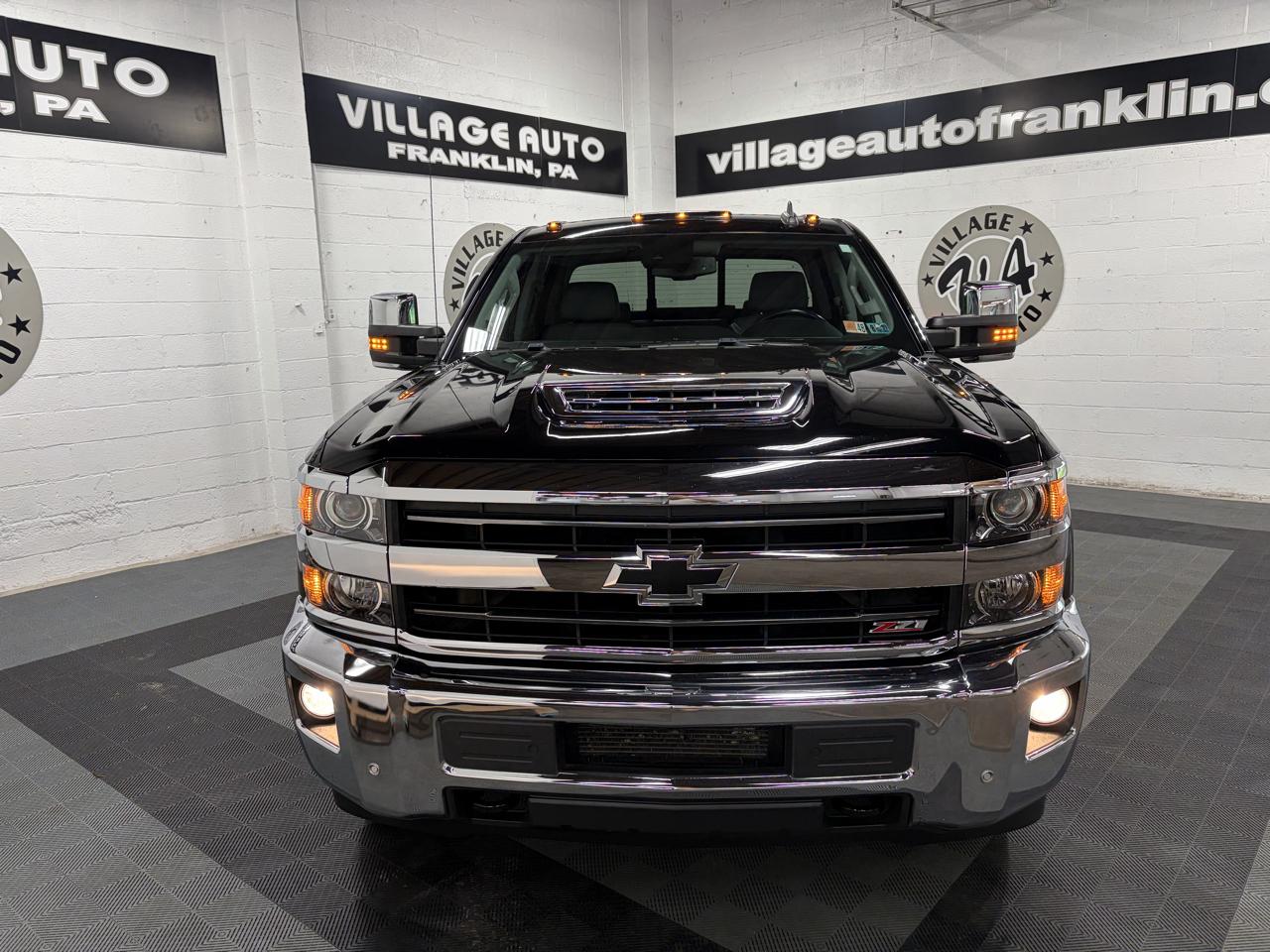 Chevrolet Silverado 3500HD LTZ Crew Cab 4WD 2020