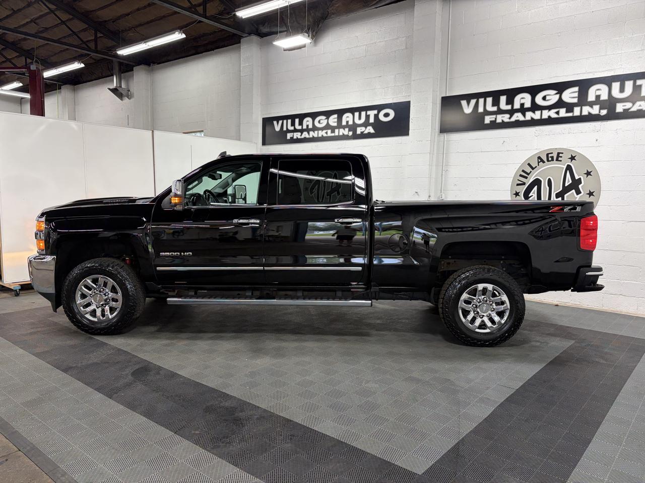 Chevrolet Silverado 3500HD LTZ Crew Cab 4WD 2020