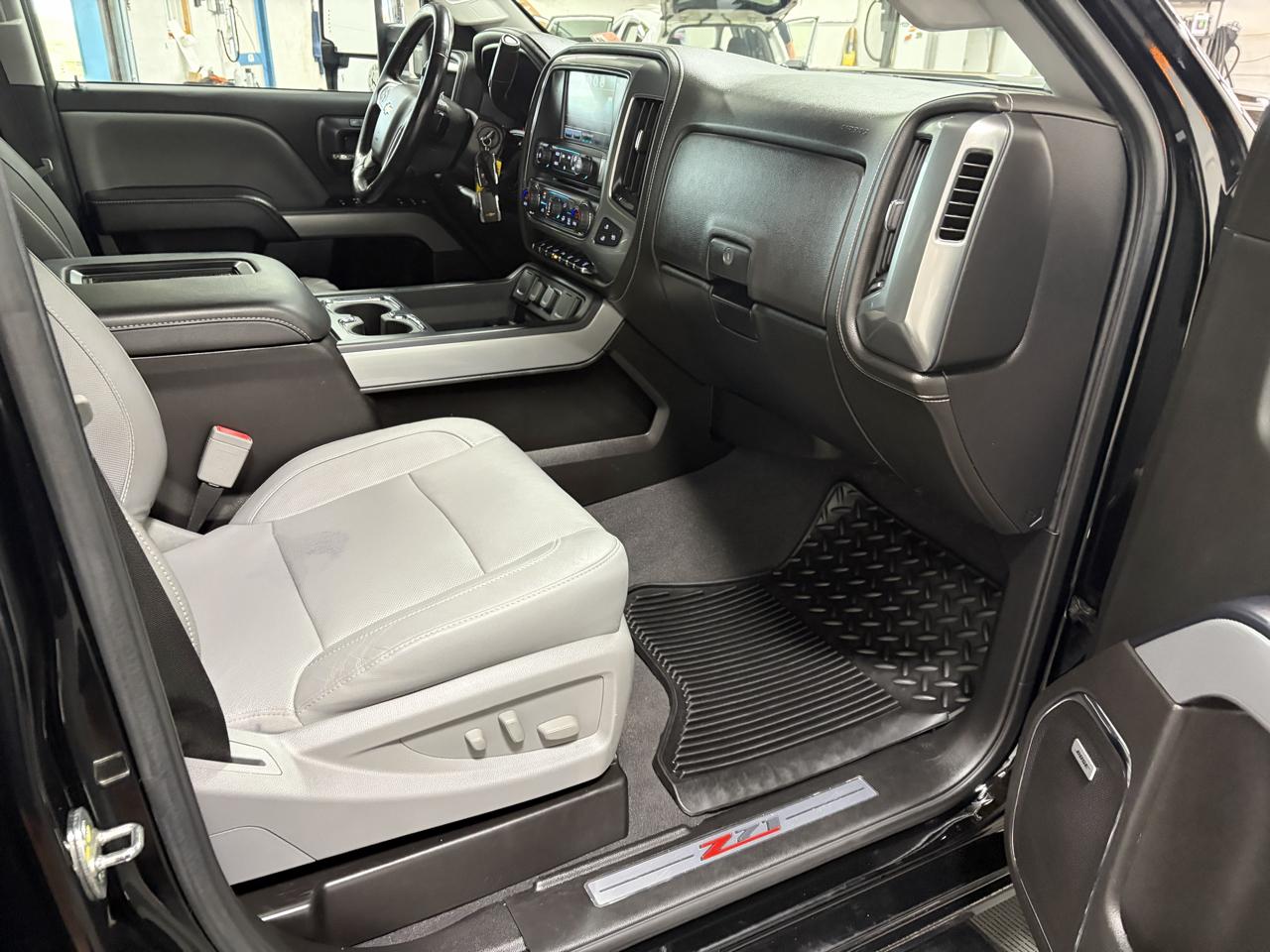 Chevrolet Silverado 3500HD LTZ Crew Cab 4WD 2020