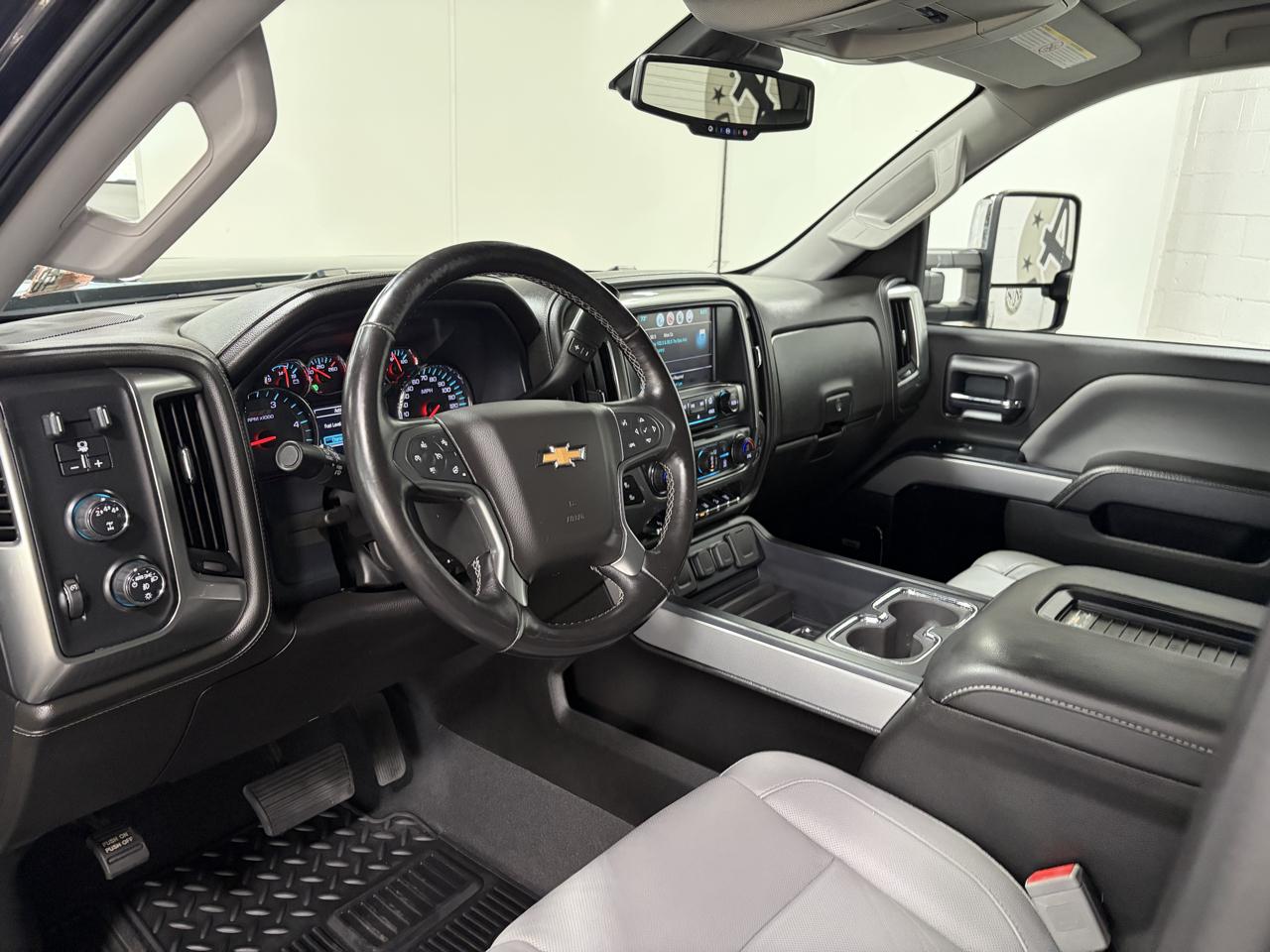 Chevrolet Silverado 3500HD LTZ Crew Cab 4WD 2020
