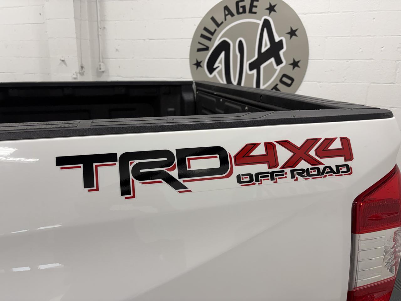 Toyota Tundra SR5 5.7L V8 CrewMax 4WD 2021