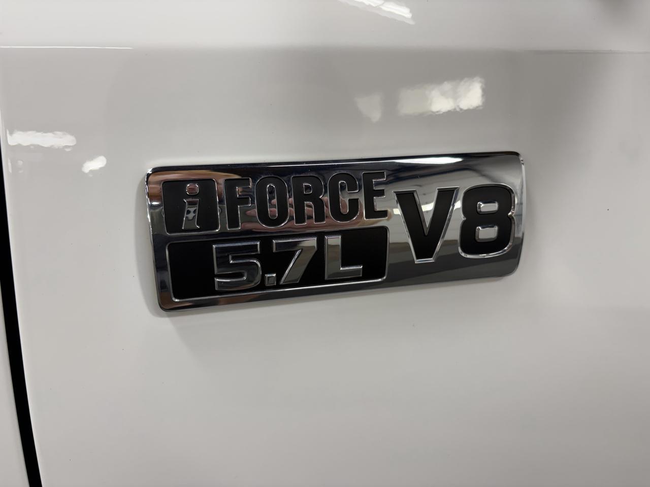 Toyota Tundra SR5 5.7L V8 CrewMax 4WD 2021