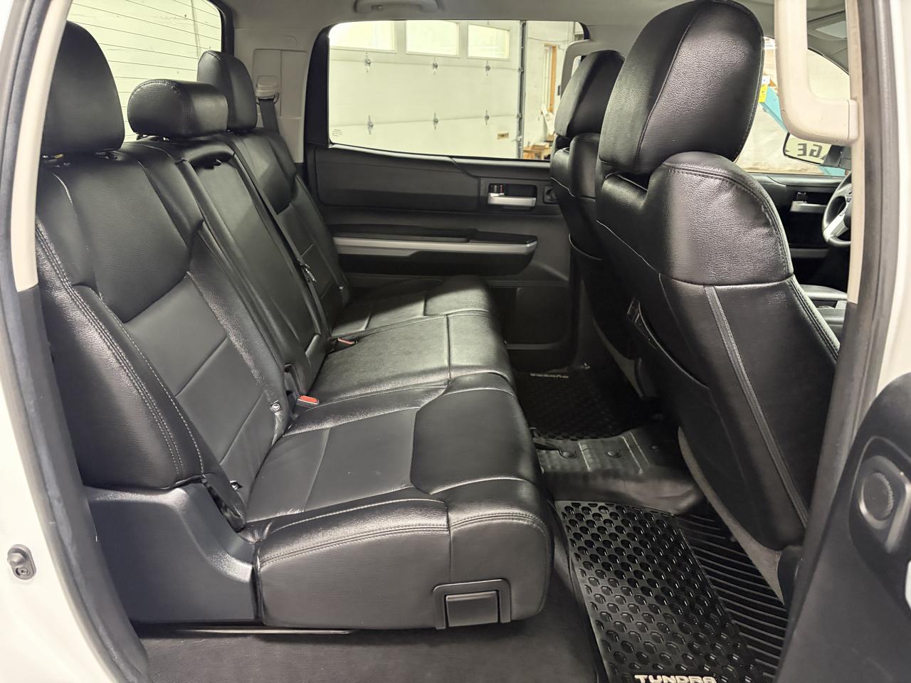 Toyota Tundra SR5 5.7L V8 CrewMax 4WD 2021