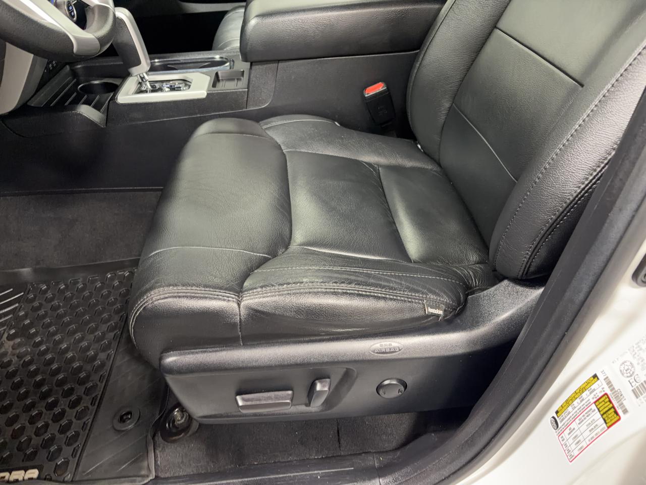 Toyota Tundra SR5 5.7L V8 CrewMax 4WD 2021