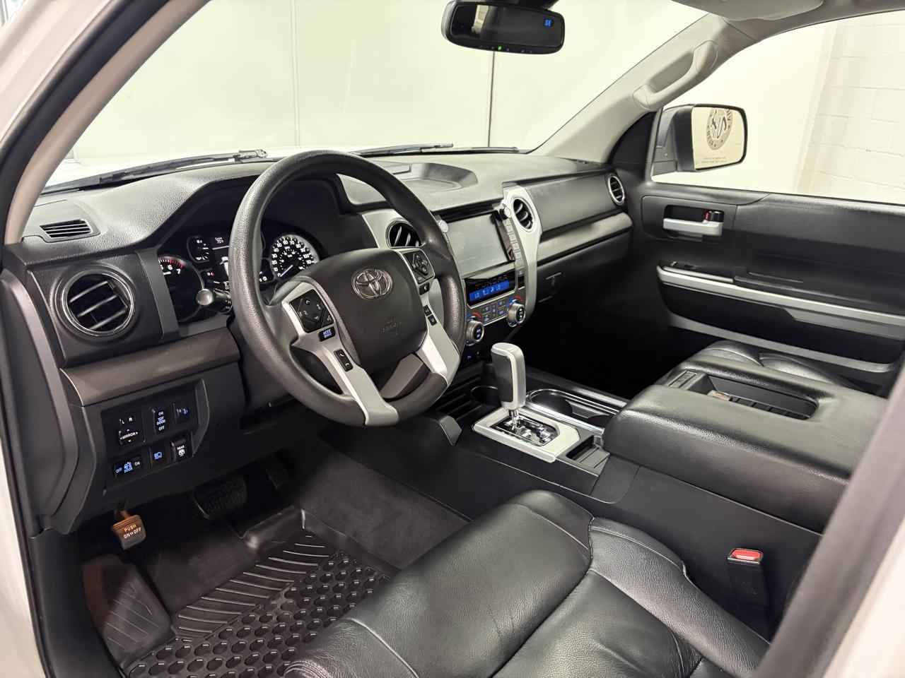 Toyota Tundra SR5 5.7L V8 CrewMax 4WD 2021