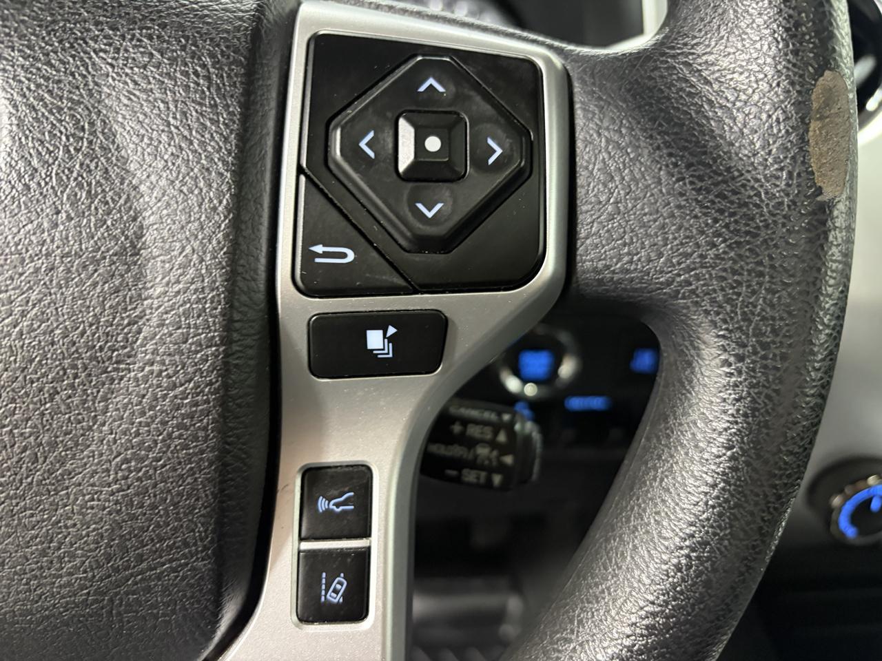 Toyota Tundra SR5 5.7L V8 CrewMax 4WD 2021