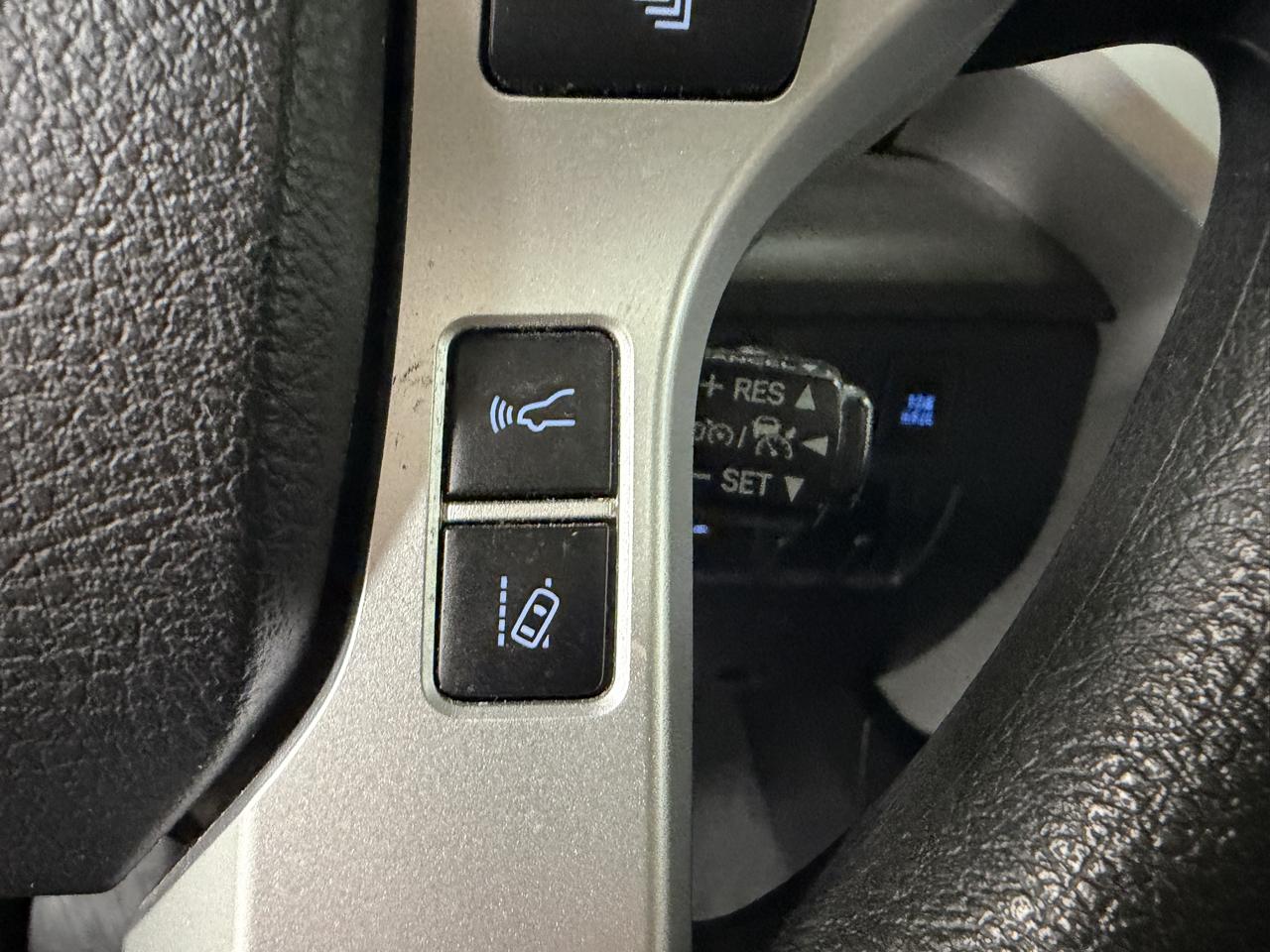 Toyota Tundra SR5 5.7L V8 CrewMax 4WD 2021