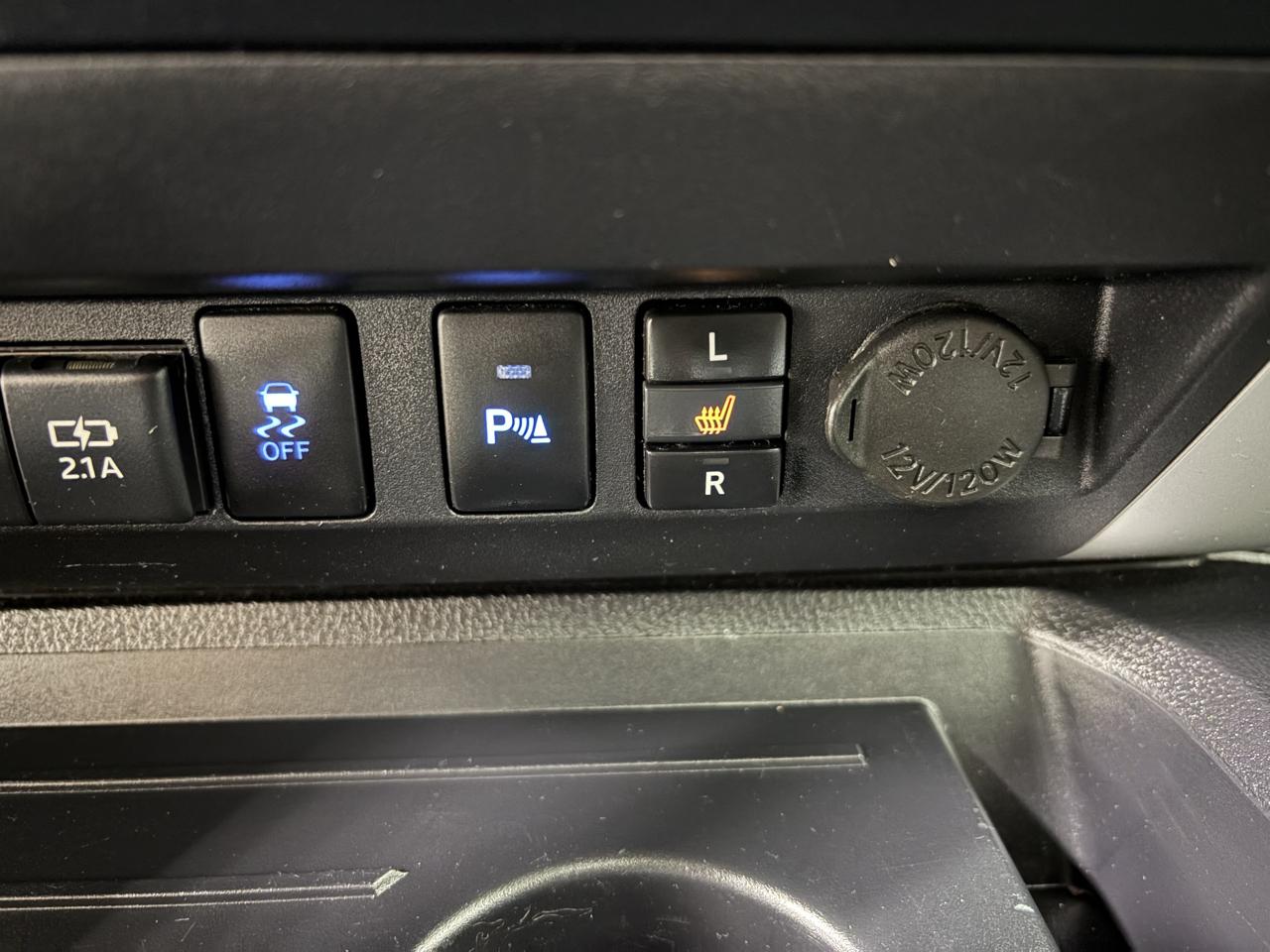 Toyota Tundra SR5 5.7L V8 CrewMax 4WD 2021