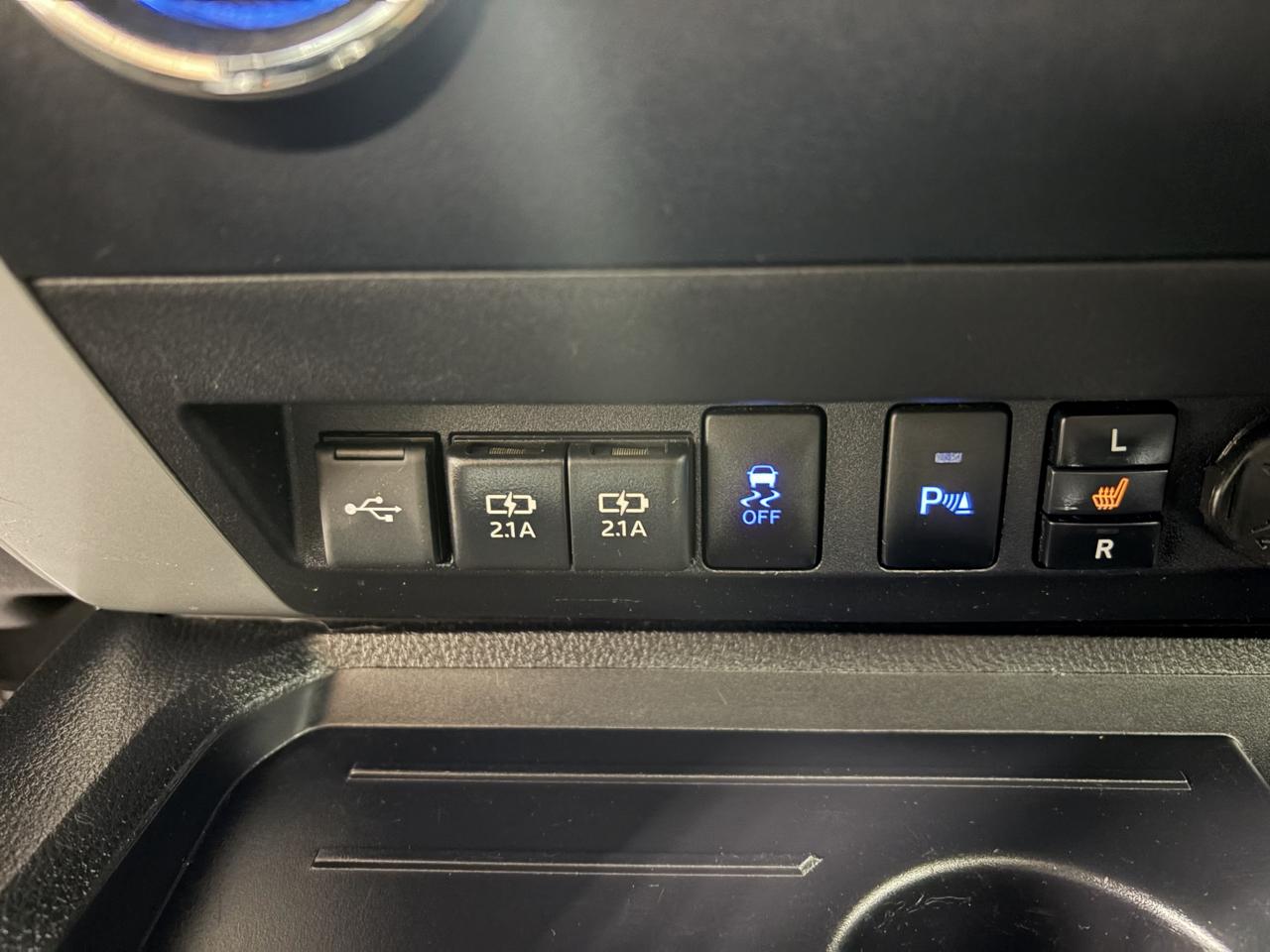 Toyota Tundra SR5 5.7L V8 CrewMax 4WD 2021