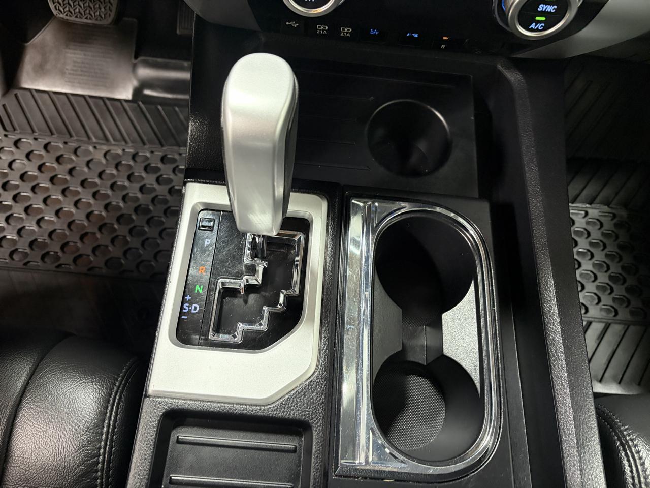 Toyota Tundra SR5 5.7L V8 CrewMax 4WD 2021