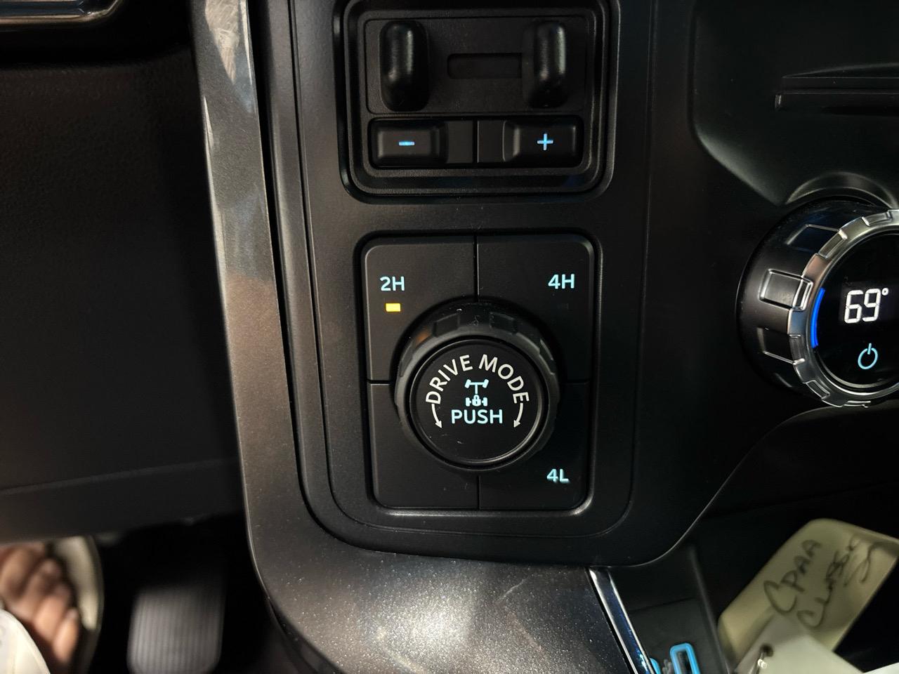 Ford F-150 4WD SuperCrew 145" FX4 2021