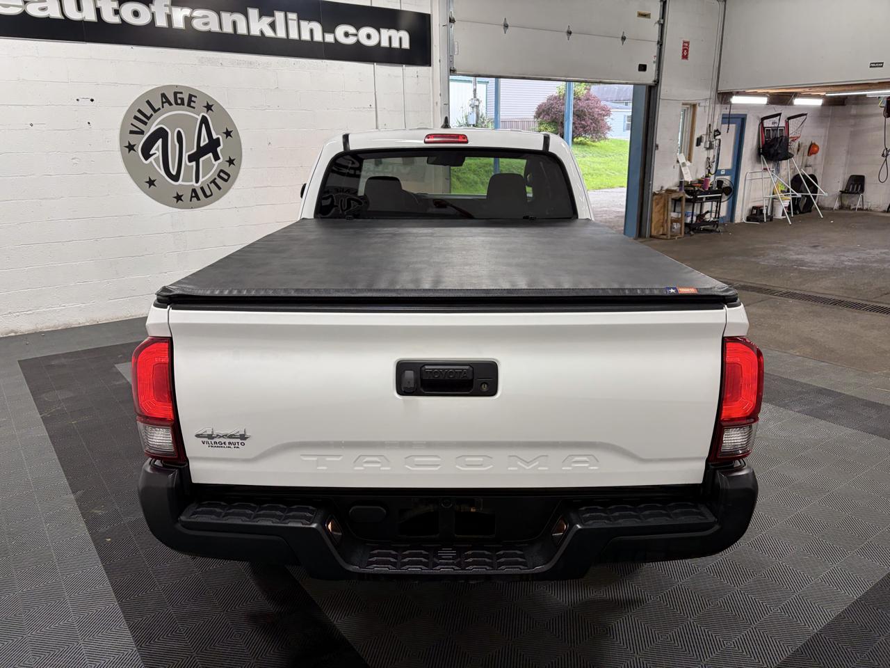 Toyota Tacoma 4WD Access Cab I4 AT SR (Natl) 2019