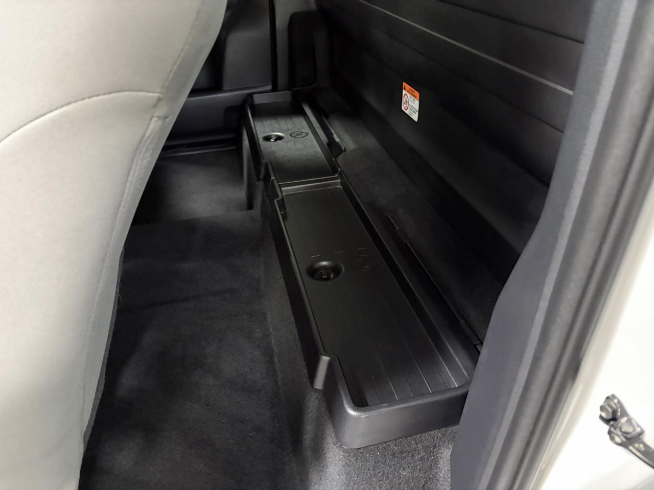 Toyota Tacoma 4WD Access Cab I4 AT SR (Natl) 2019