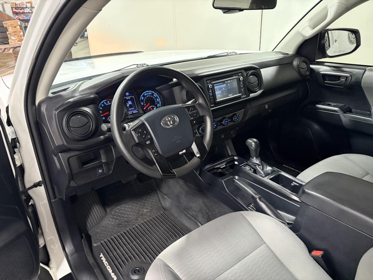 Toyota Tacoma 4WD Access Cab I4 AT SR (Natl) 2019