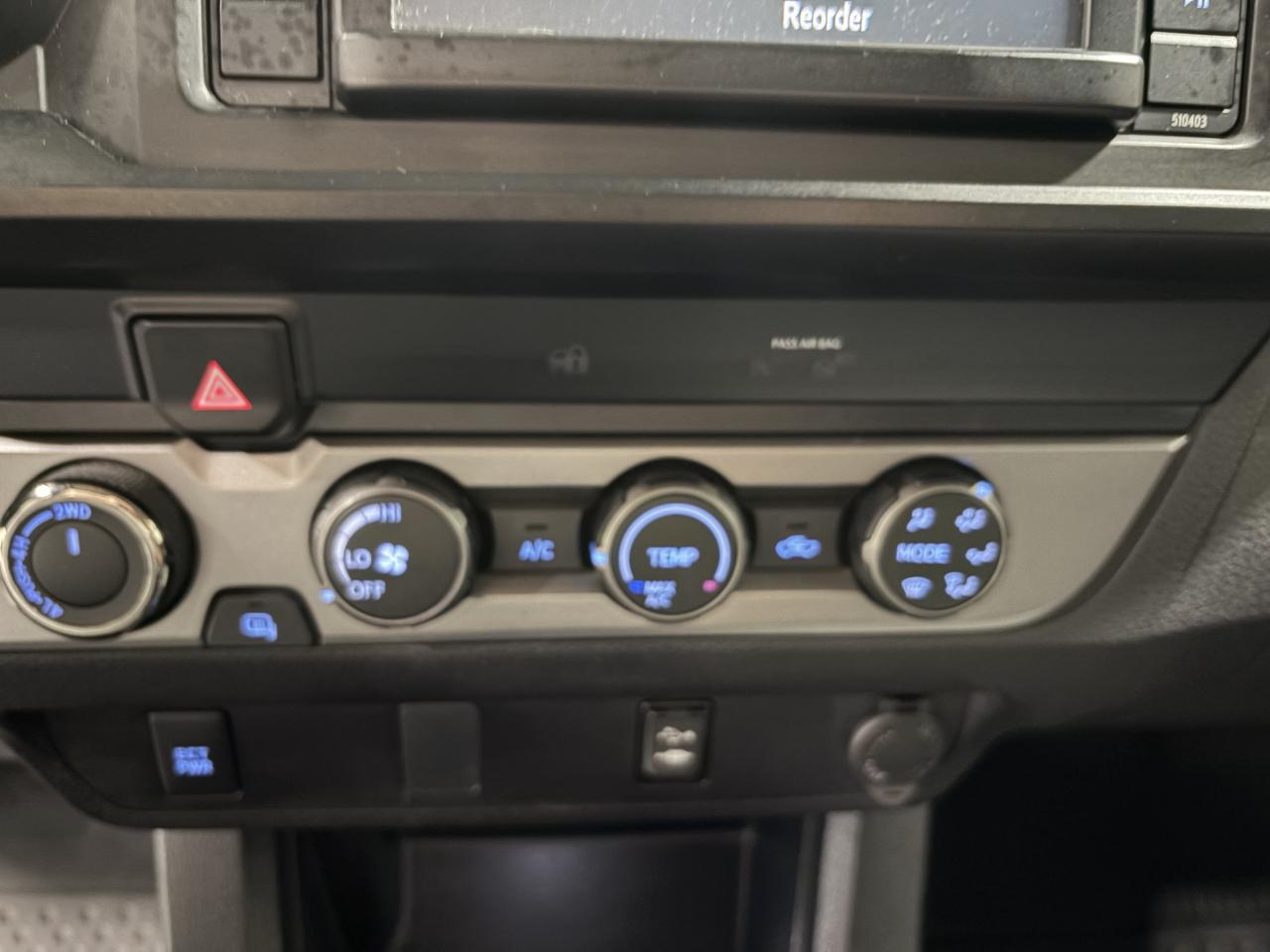 Toyota Tacoma 4WD Access Cab I4 AT SR (Natl) 2019