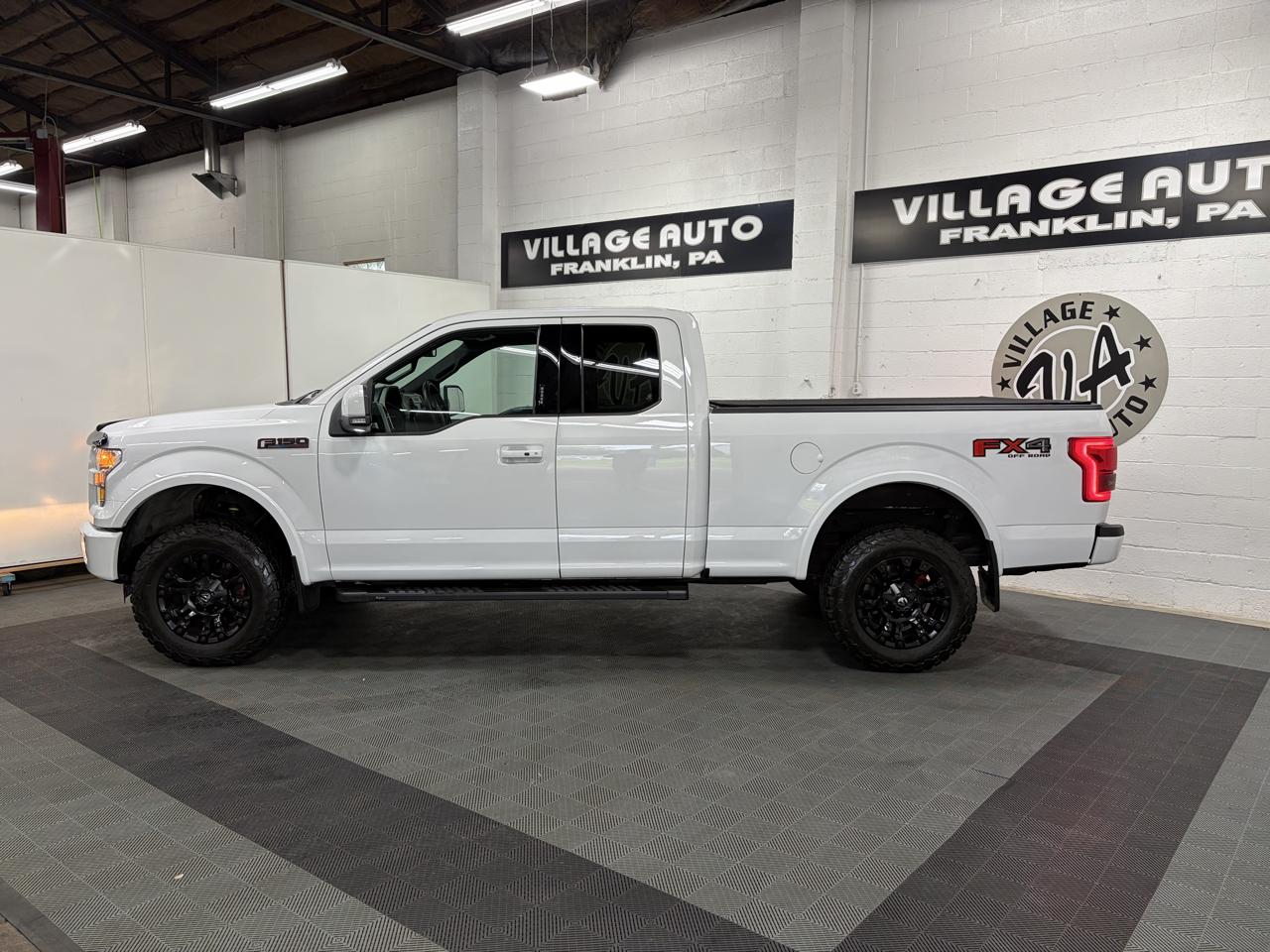 Ford F-150 4WD SuperCab 145" Lariat 2015