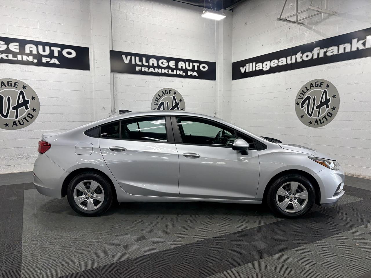 Chevrolet Cruze LS Auto 2018
