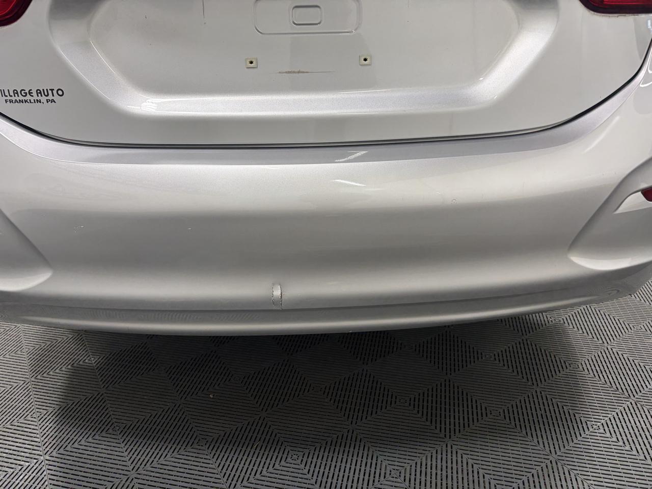 Chevrolet Cruze LS Auto 2018