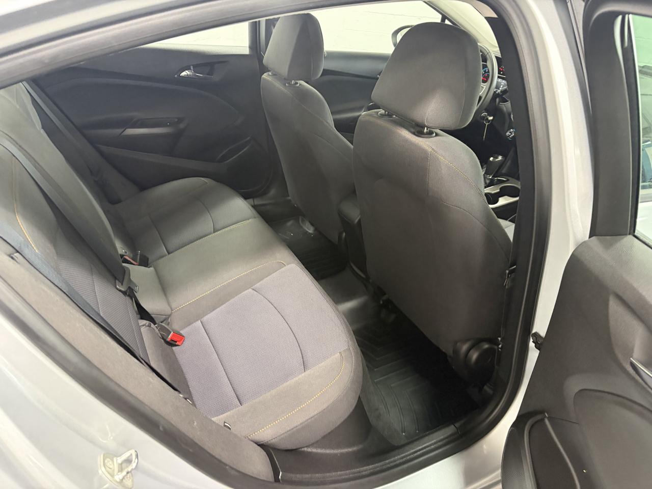 Chevrolet Cruze LS Auto 2018