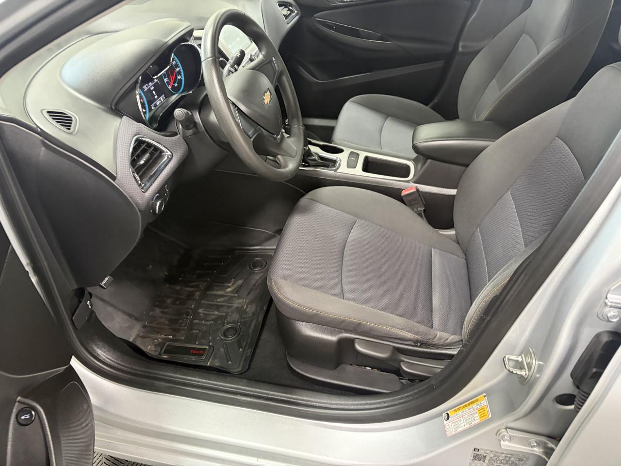 Chevrolet Cruze LS Auto 2018