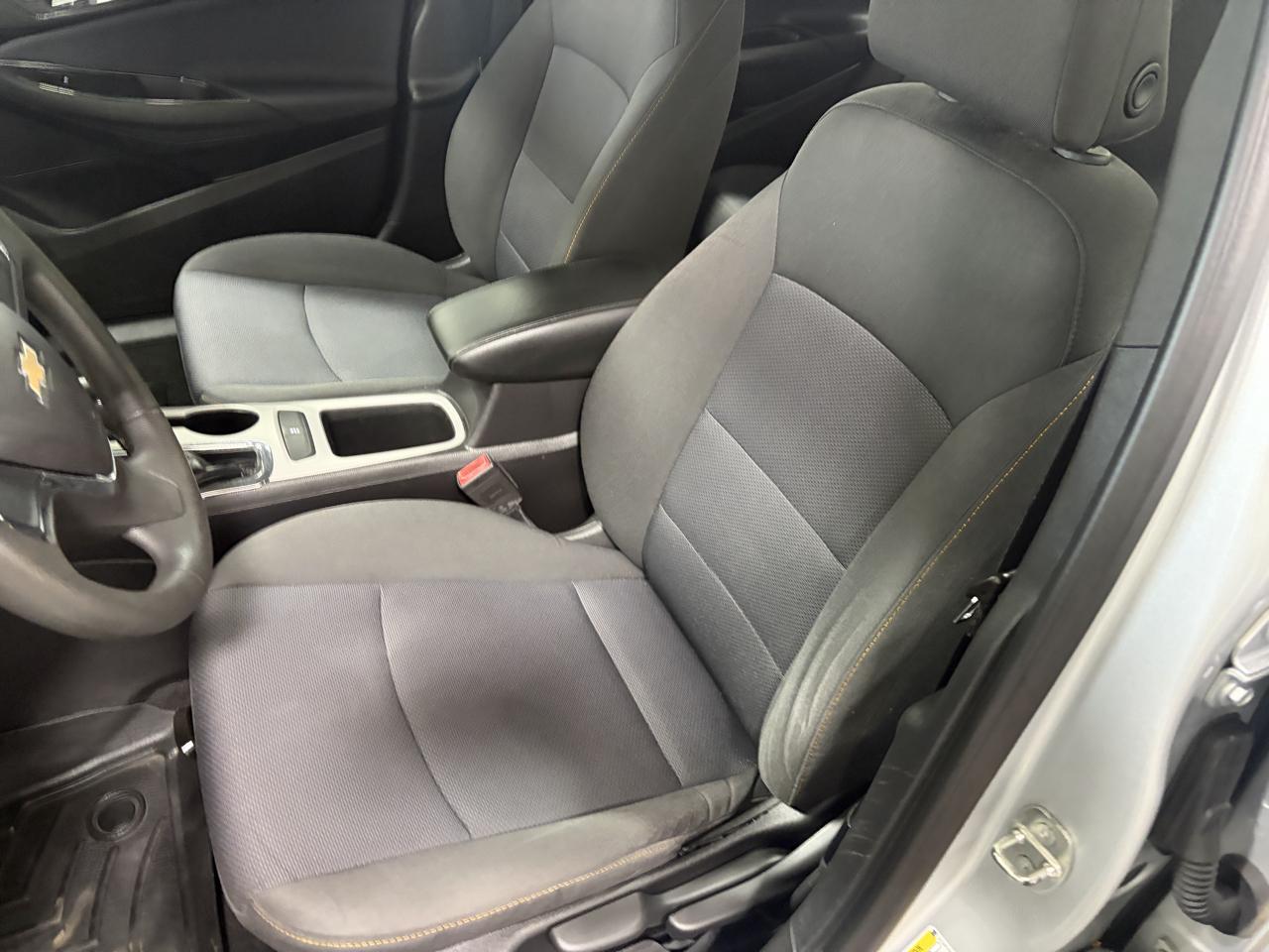Chevrolet Cruze LS Auto 2018