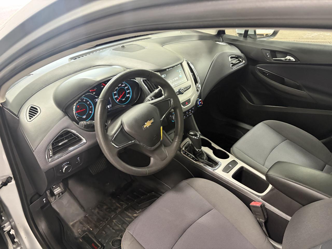Chevrolet Cruze LS Auto 2018