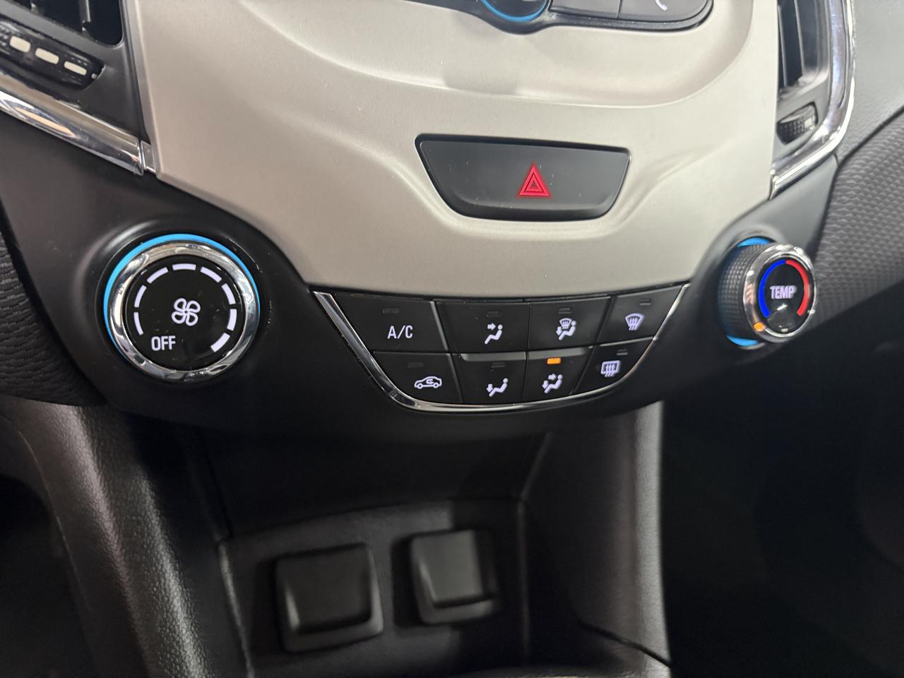 Chevrolet Cruze LS Auto 2018