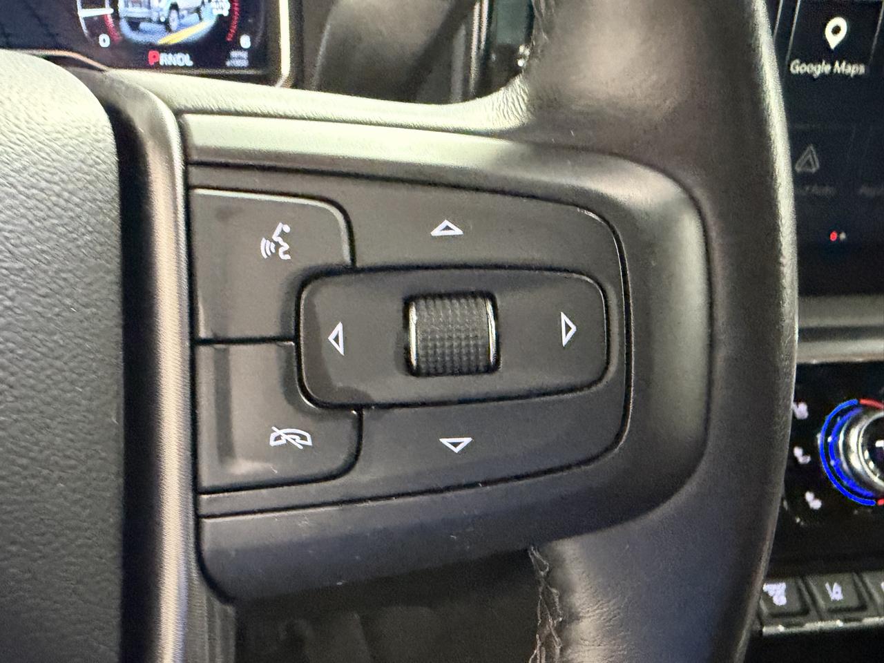 GMC Sierra 3500HD Denali Ultimate Crew Cab 4WD 2025