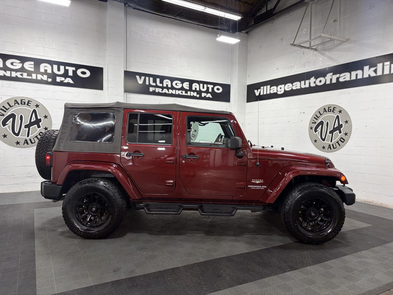 Jeep Wrangler Unlimited Sahara 4WD 2010