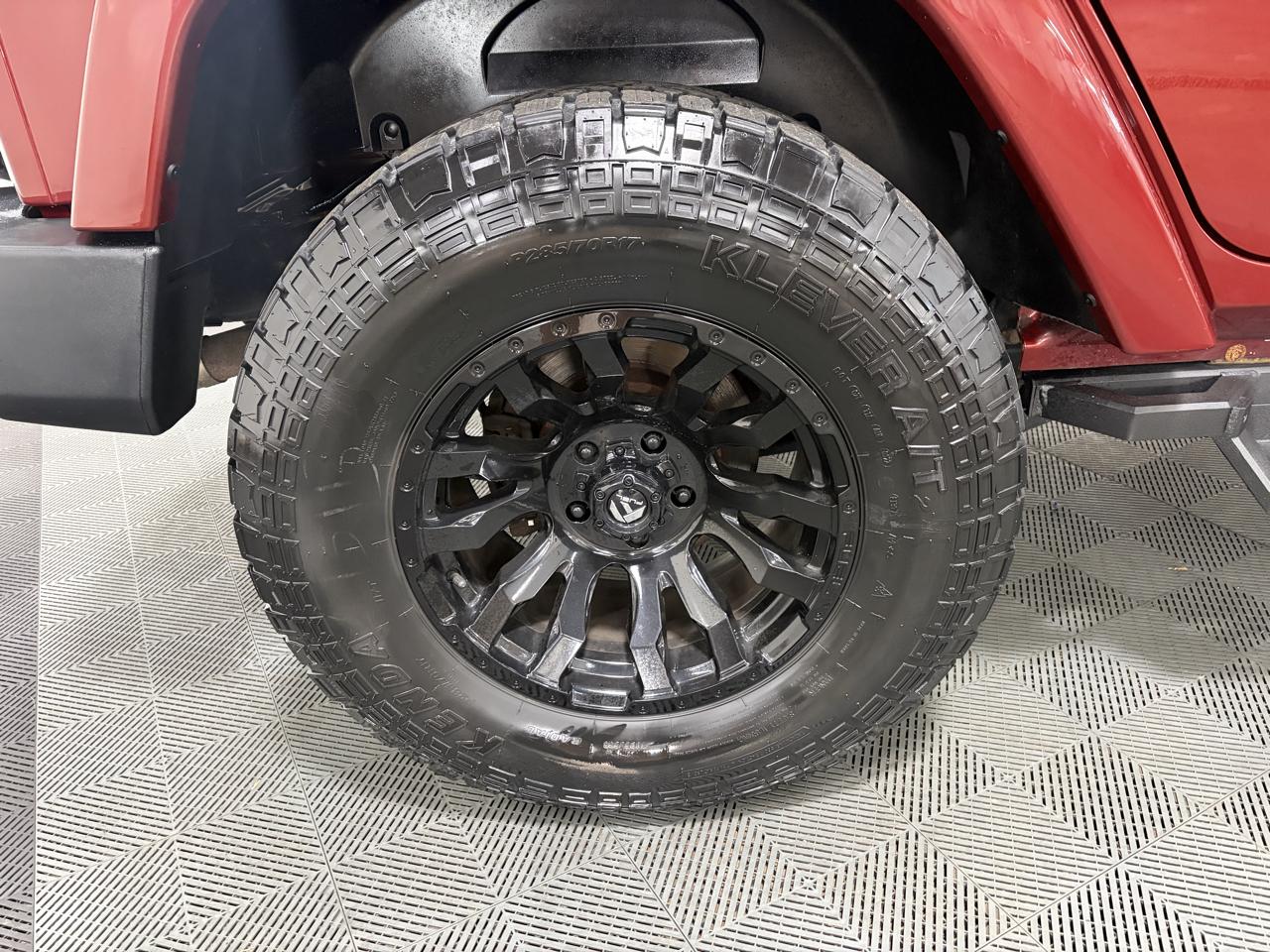 Jeep Wrangler Unlimited Sahara 4WD 2010