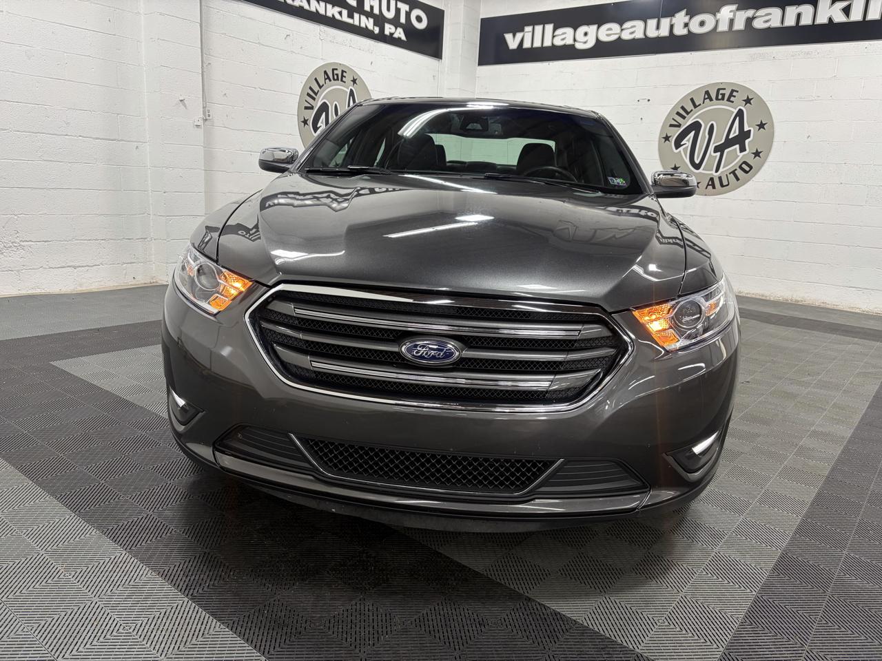 Ford Taurus Limited AWD 2019