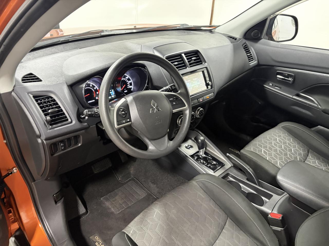 Mitsubishi Outlander Sport 2.0 ES 4WD 2022
