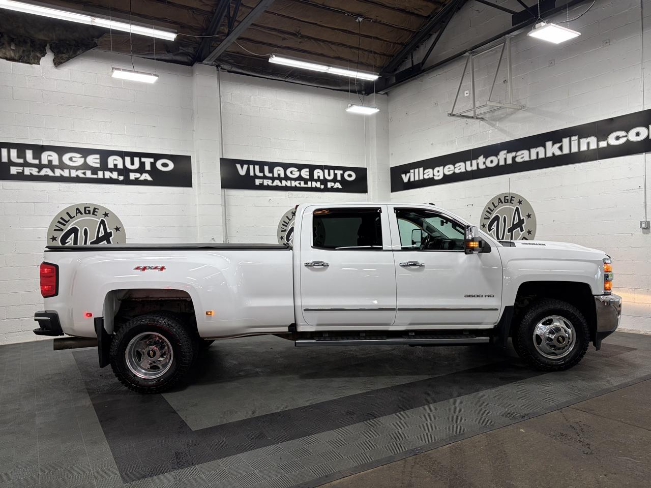 Chevrolet Silverado 3500HD 4WD Crew Cab 167.7" LTZ 2016