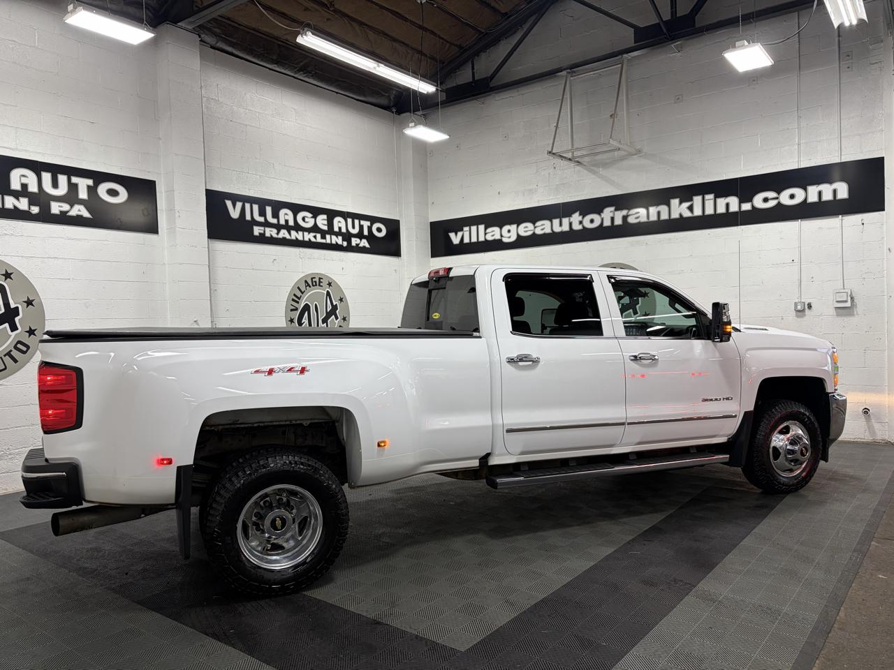 Chevrolet Silverado 3500HD 4WD Crew Cab 167.7" LTZ 2016