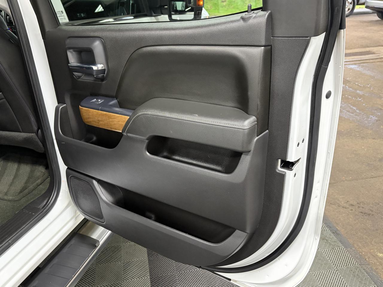 Chevrolet Silverado 3500HD 4WD Crew Cab 167.7" LTZ 2016