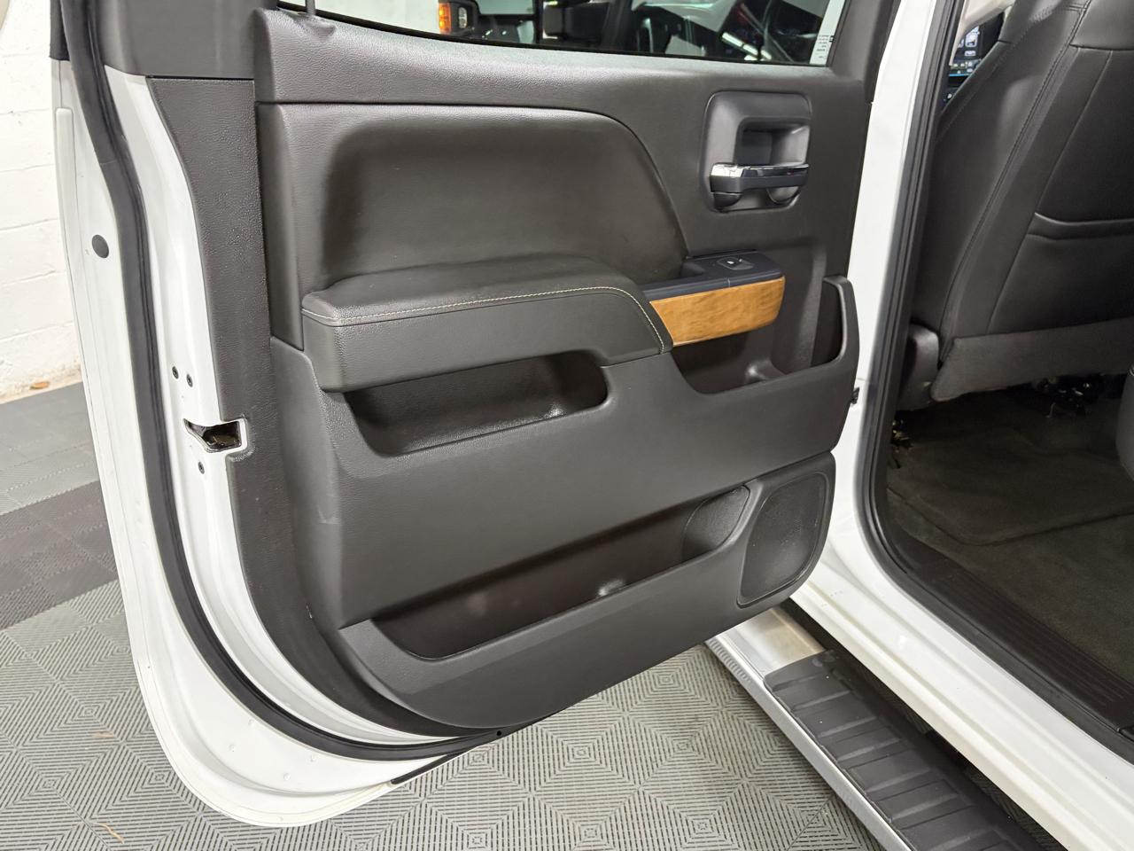 Chevrolet Silverado 3500HD 4WD Crew Cab 167.7" LTZ 2016